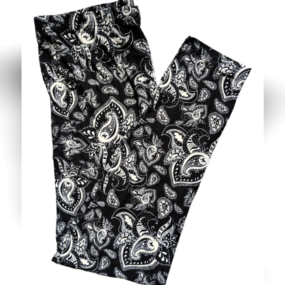 LEGGINGS DEPOT Black and White Paisley Print Full Length Leggings Size 18 NWT